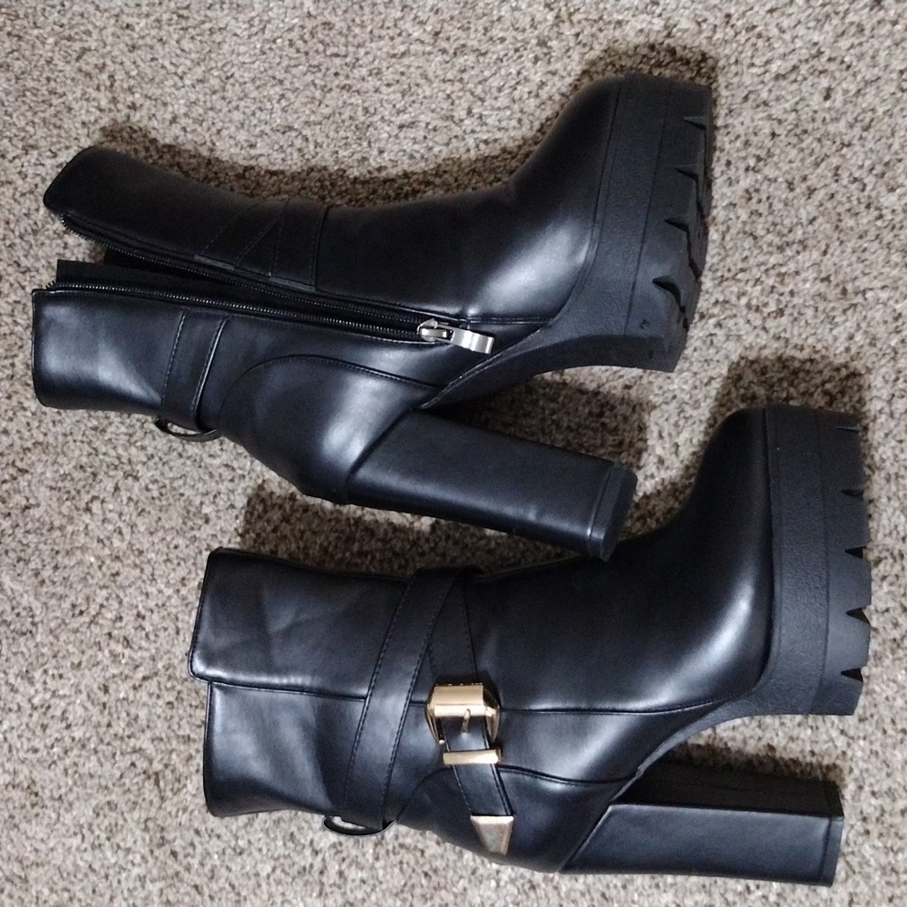 Black Chunky High Heels ankle Boots
